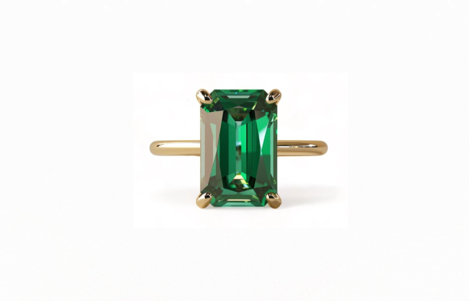 Aurum Emerald Ring